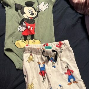 Disney Green and Red Mickey Mouse Kids Matching Set